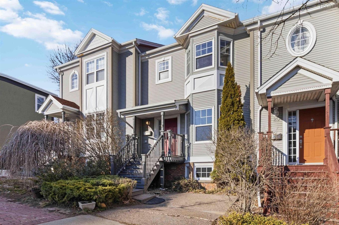 24 King Street, Dartmouth, NS