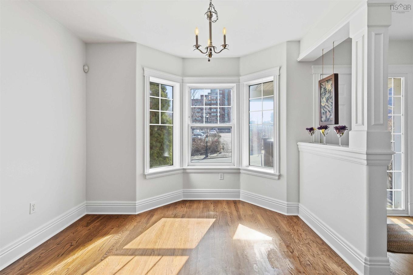 24 King Street, Dartmouth, NS