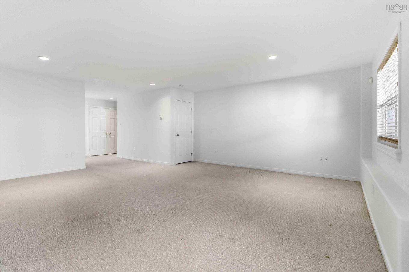 24 King Street, Dartmouth, NS