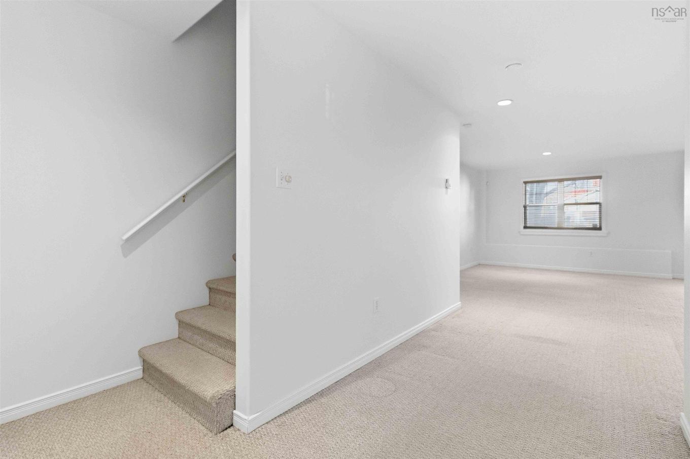 24 King Street, Dartmouth, NS