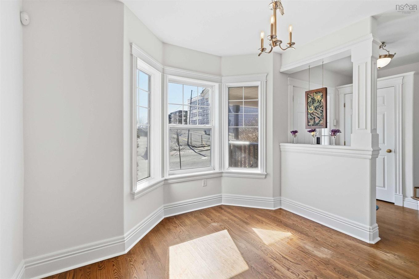 24 King Street, Dartmouth, NS