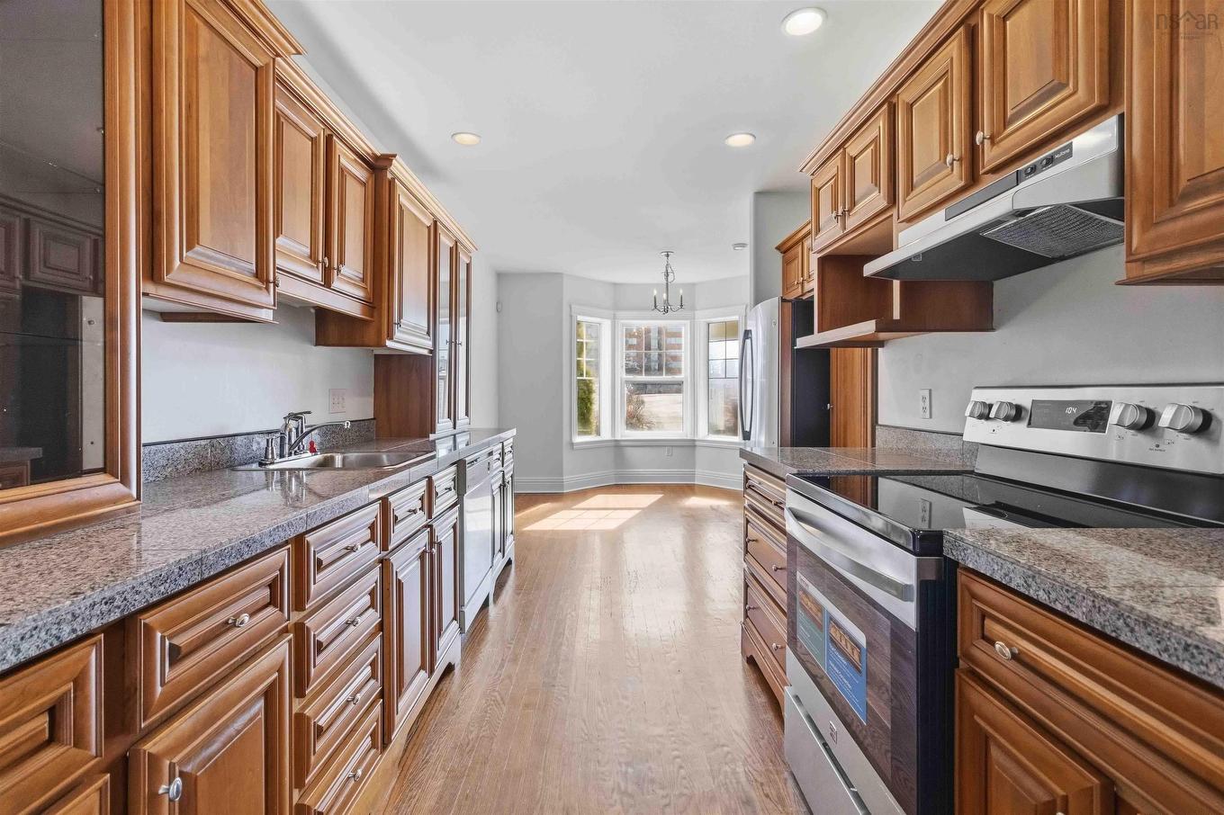 24 King Street, Dartmouth, NS