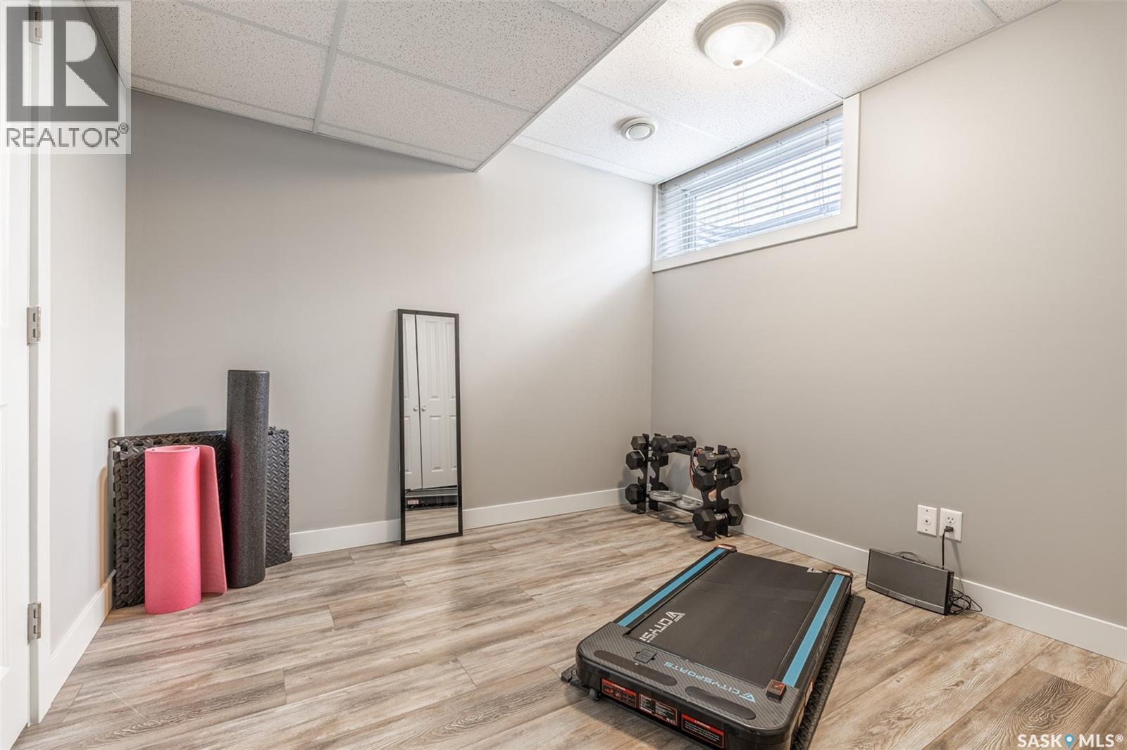 922 Budz Green, Saskatoon, SK - Indoor Photo Showing Gym Room