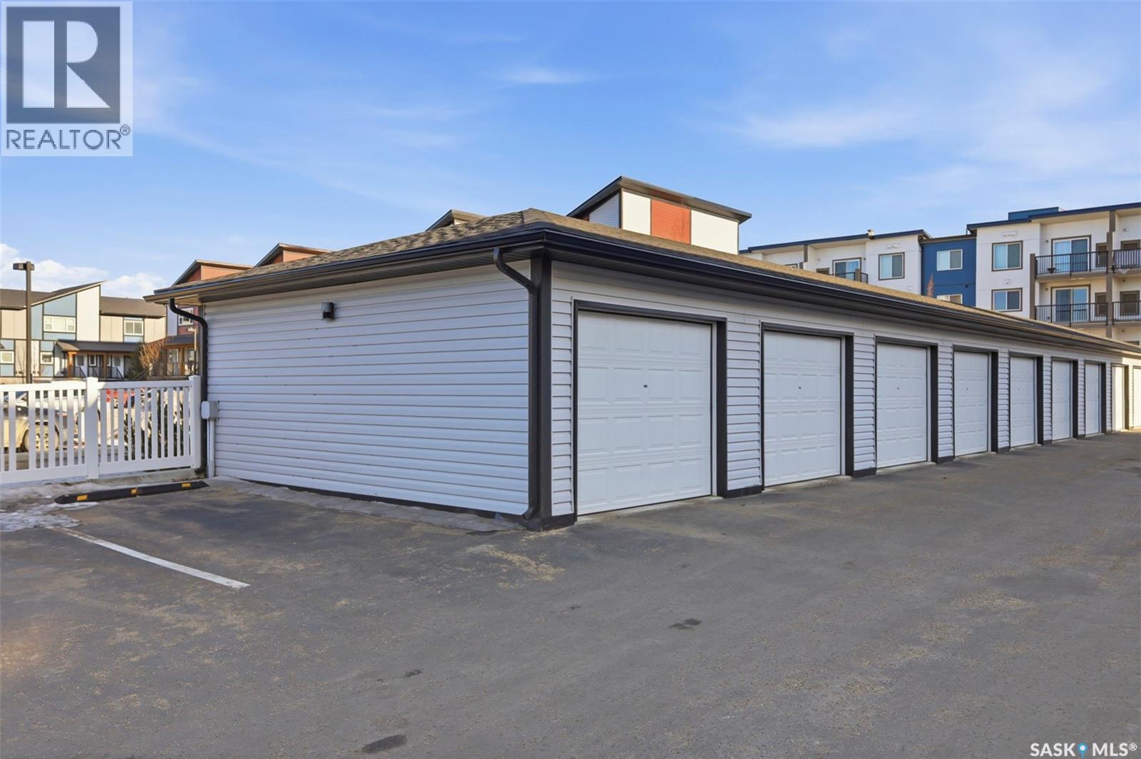 263 250 Akhtar Bend, Saskatoon, SK - Outdoor With Exterior