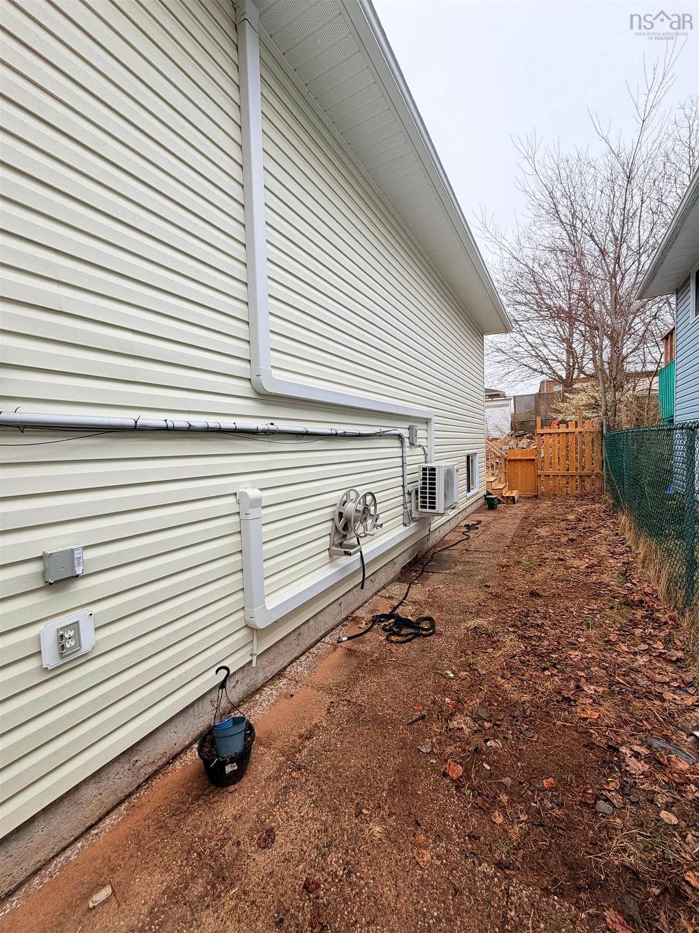 102 Abrams, Halifax, NS