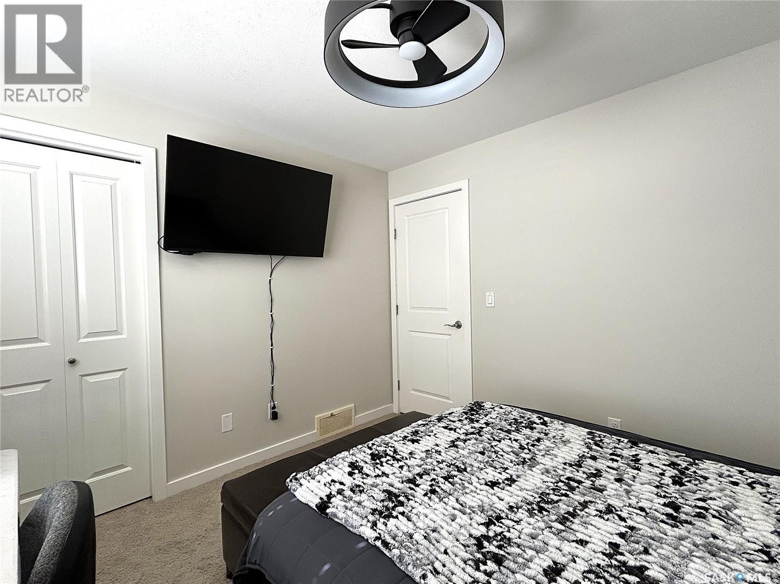 1603 1015 Patrick Crescent, Saskatoon, SK - Indoor Photo Showing Bedroom
