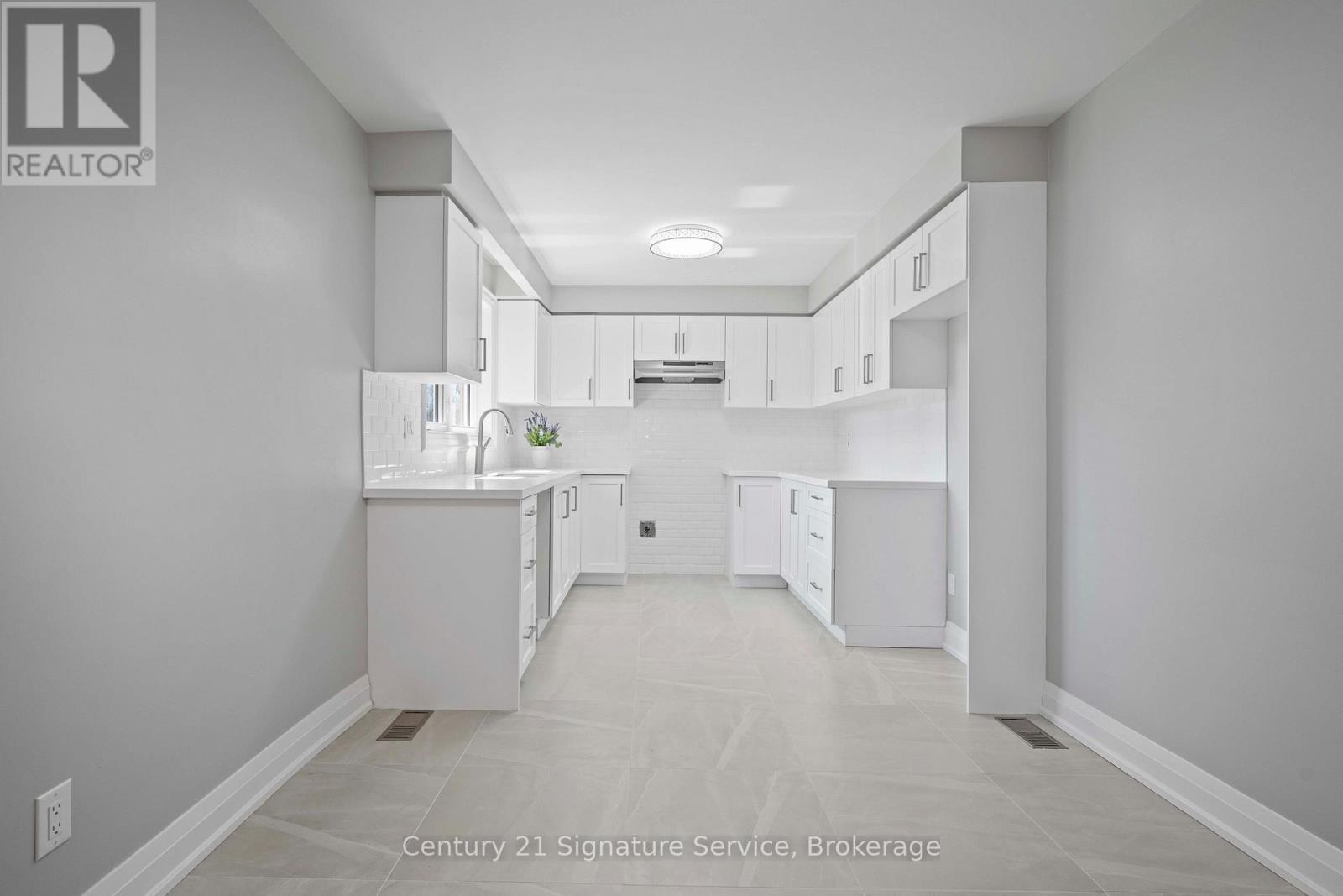 2362 Denise Road, Mississauga, ON - Indoor