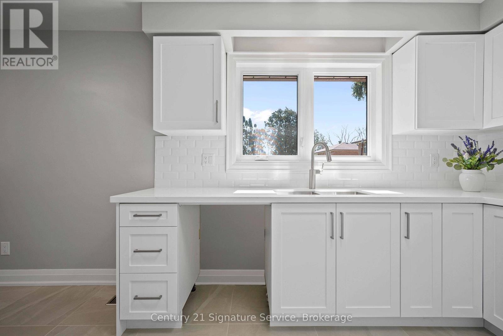 2362 Denise Road, Mississauga, ON - Indoor Photo Showing Other Room