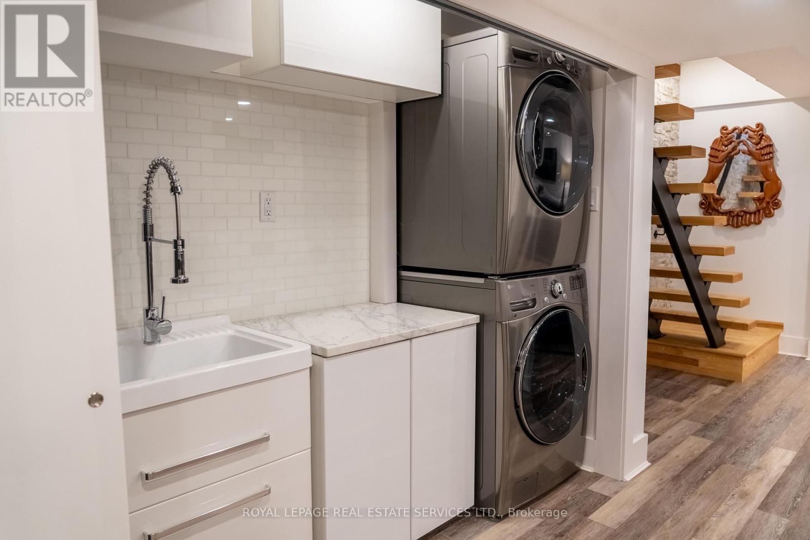 781 Fletcher Valley Crescent, Mississauga, ON - Indoor Photo Showing Laundry Room