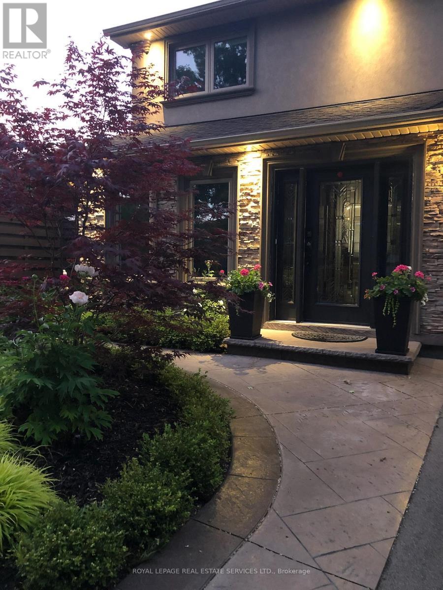 781 Fletcher Valley Crescent, Mississauga, ON - Outdoor