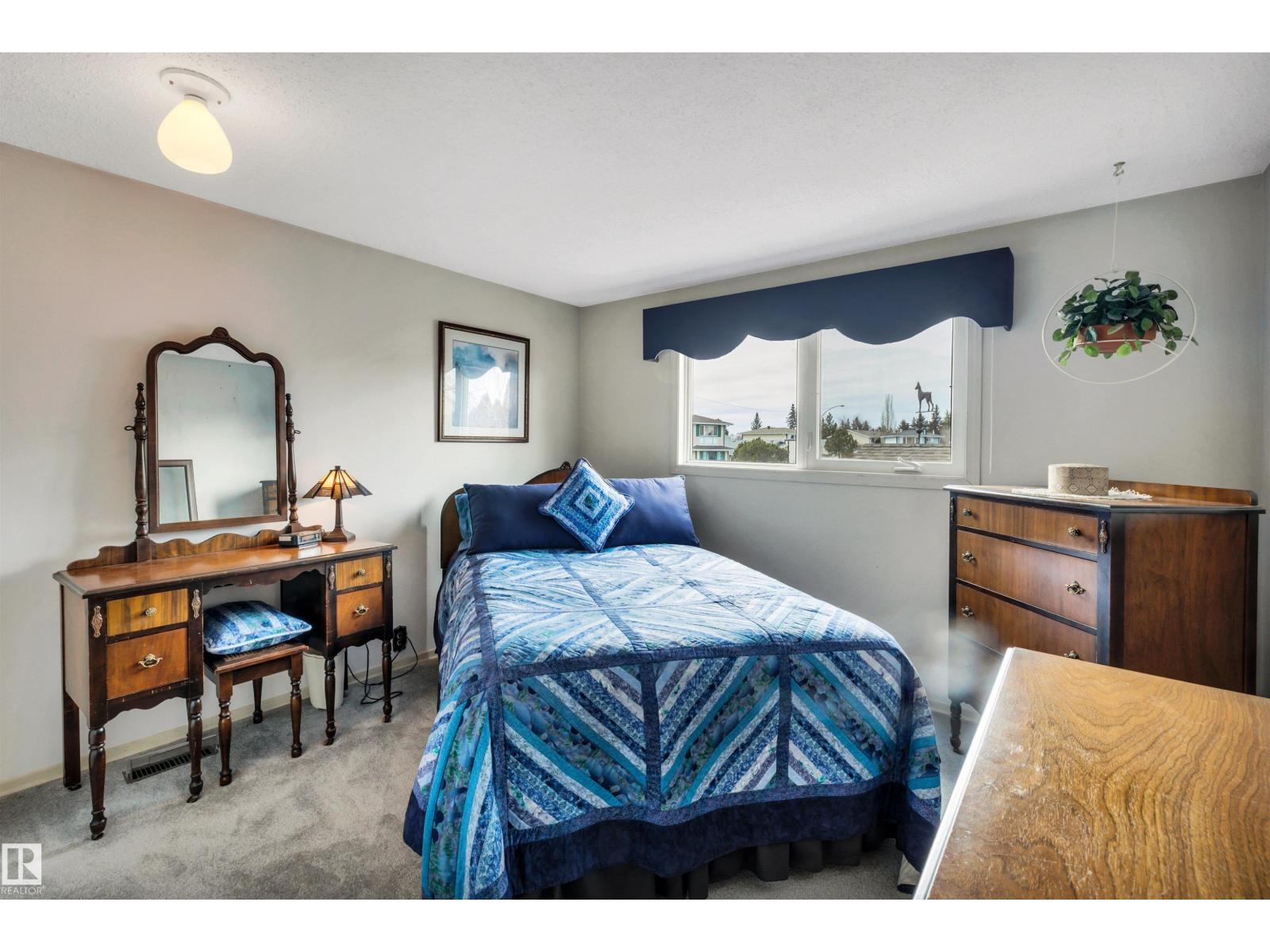 7304 180 St Nw, Edmonton, AB