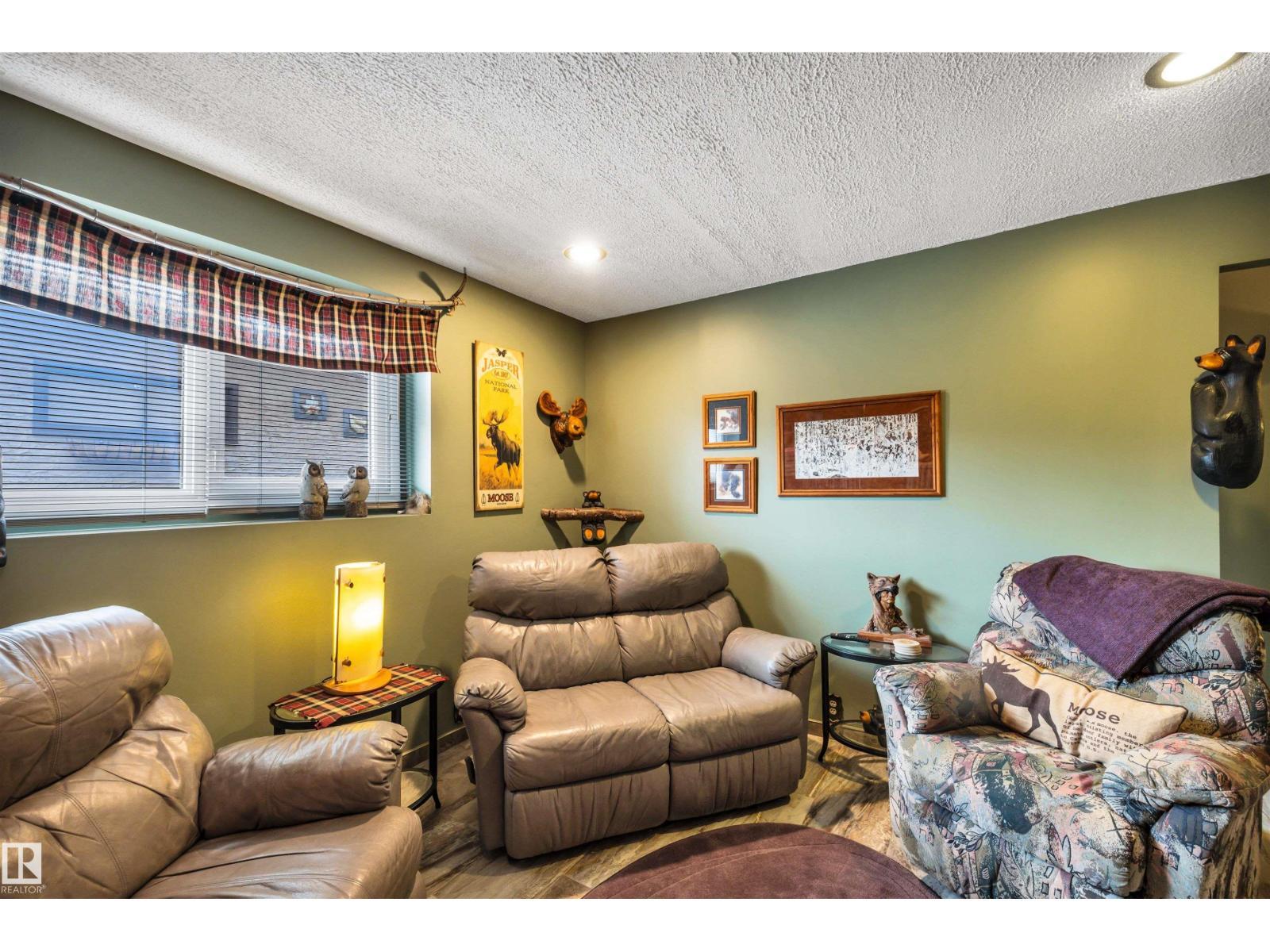 7304 180 St Nw, Edmonton, AB