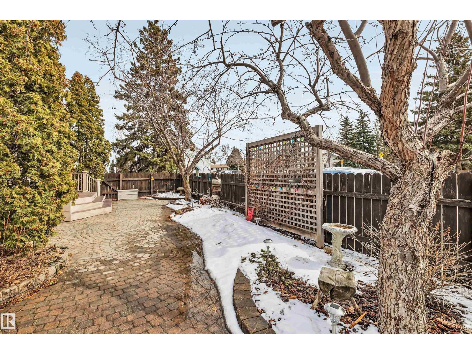 7304 180 St Nw, Edmonton, AB