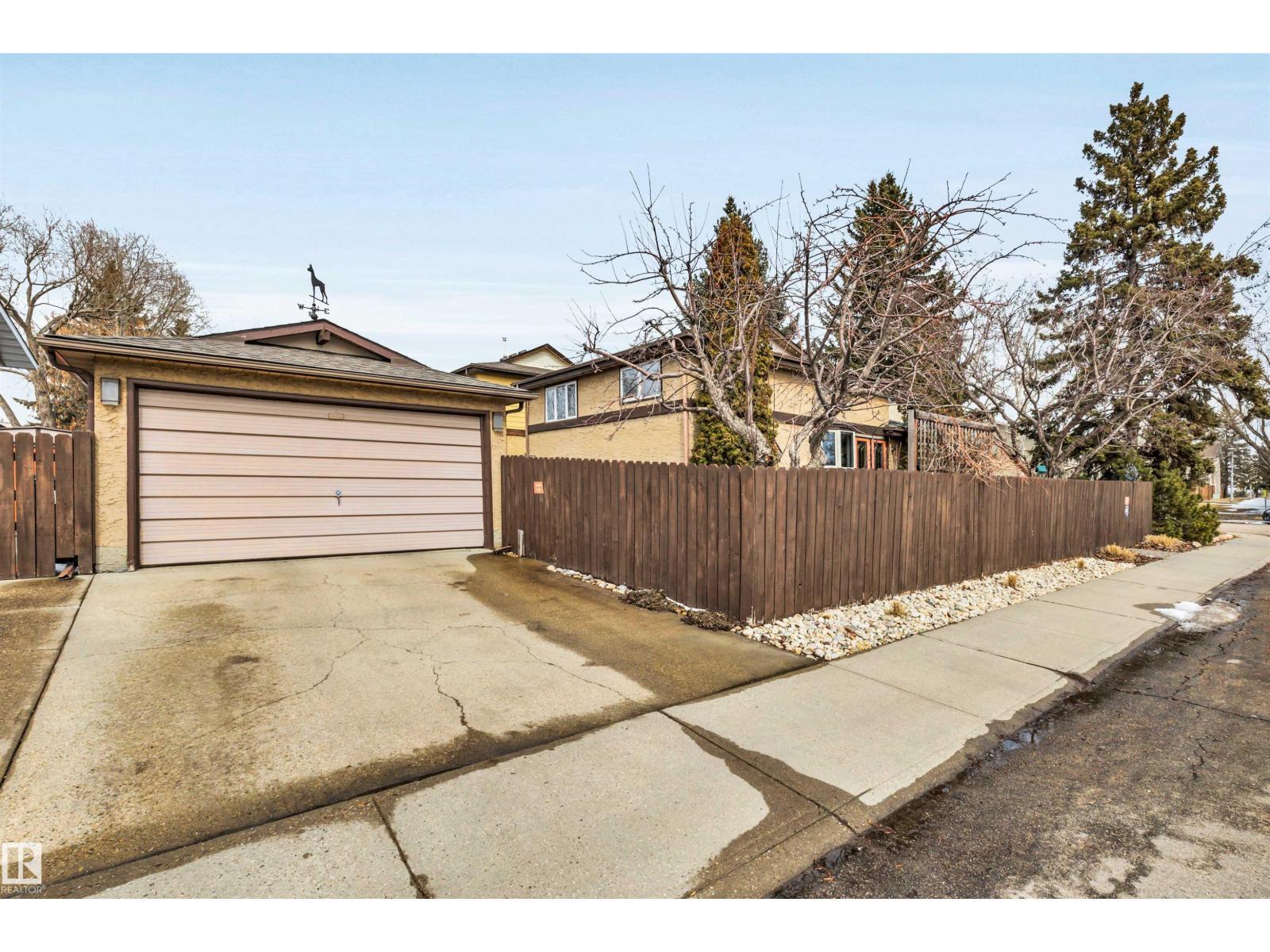7304 180 St Nw, Edmonton, AB