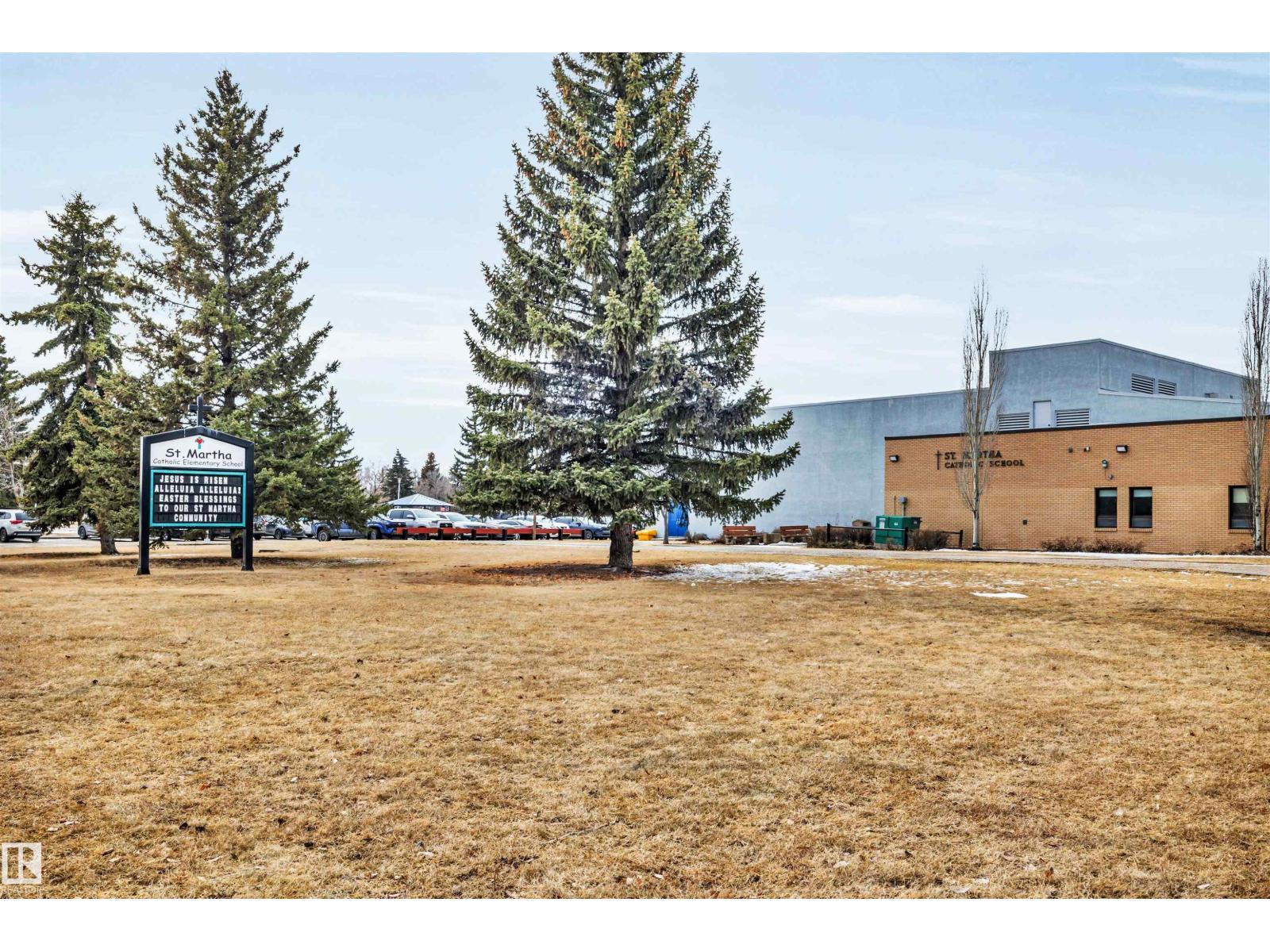 7304 180 St Nw, Edmonton, AB