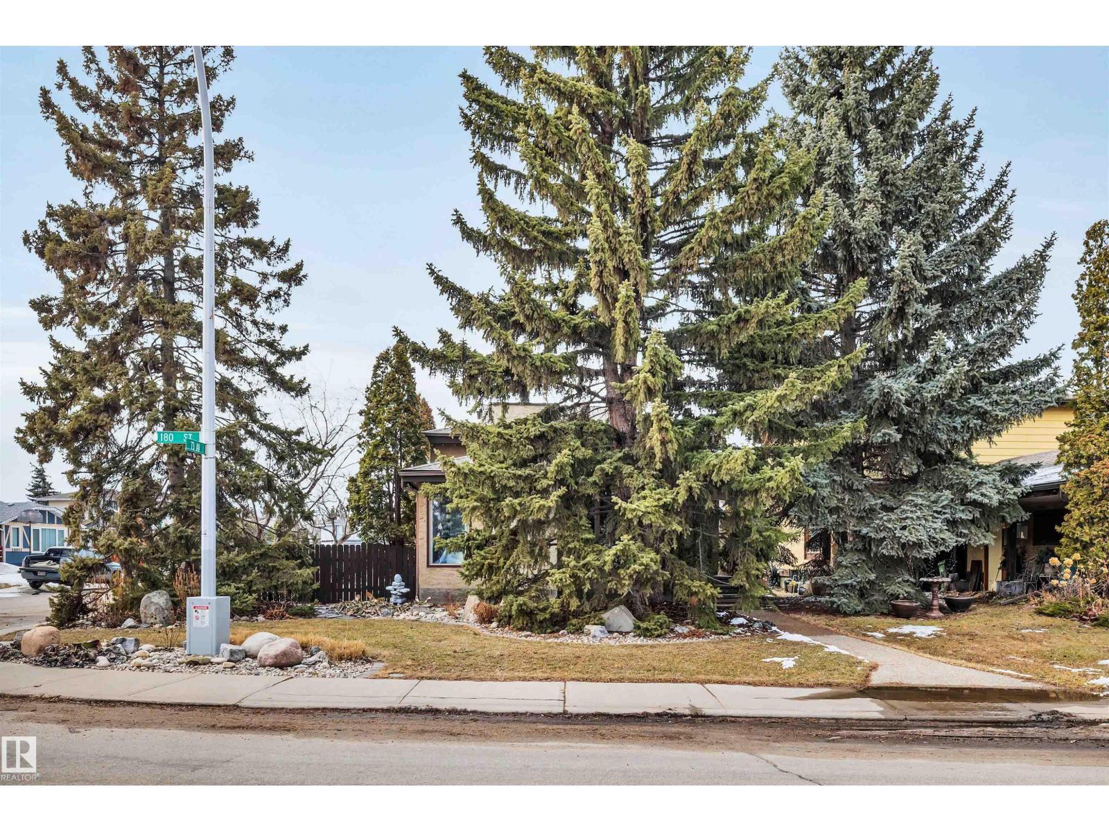 7304 180 St Nw, Edmonton, AB