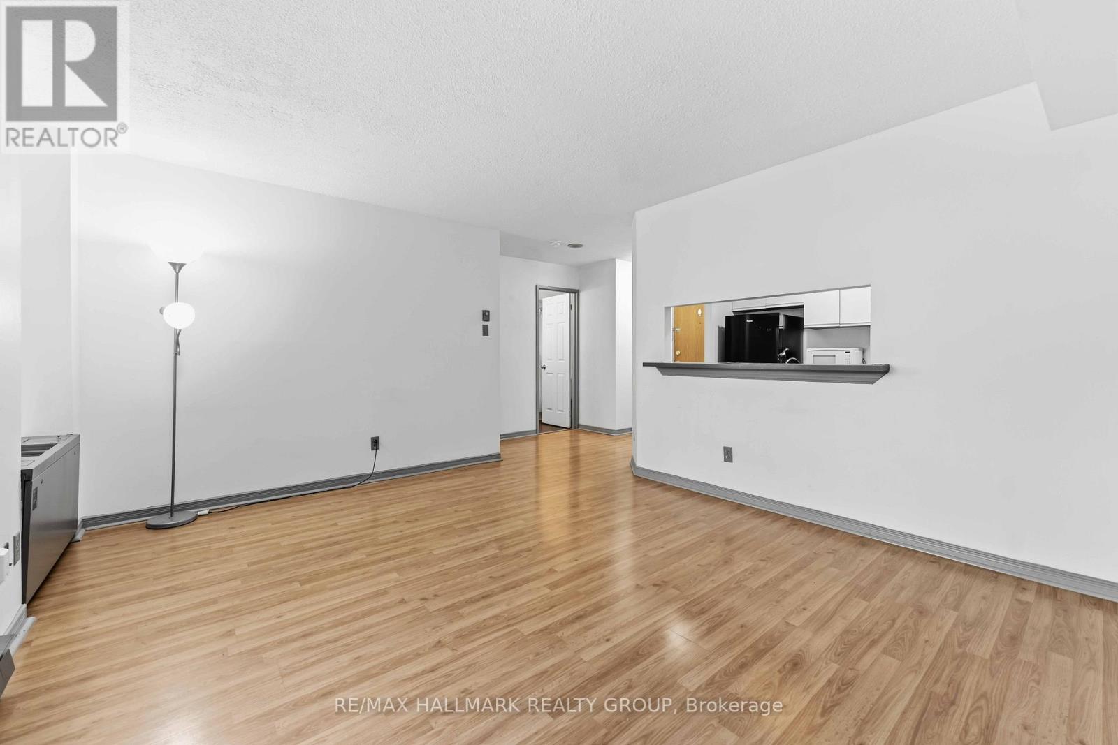 1602 - 199 Kent Street N, Ottawa, ON - Indoor