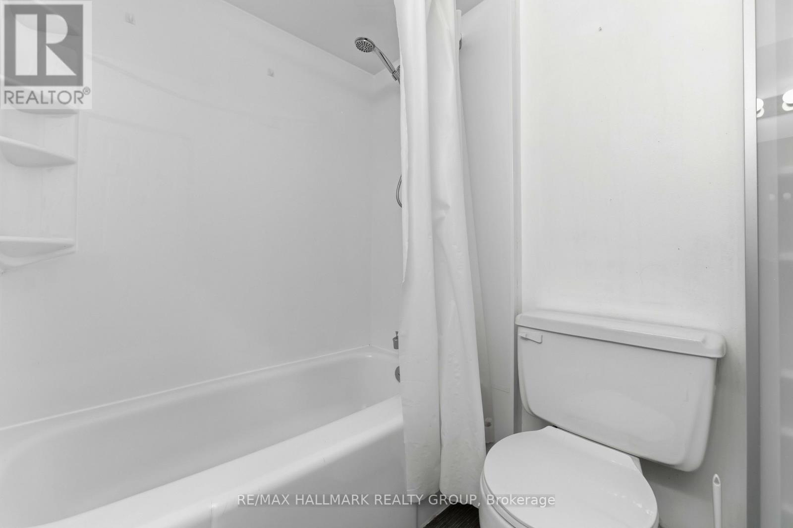 1602 - 199 Kent Street N, Ottawa, ON - Indoor Photo Showing Bathroom