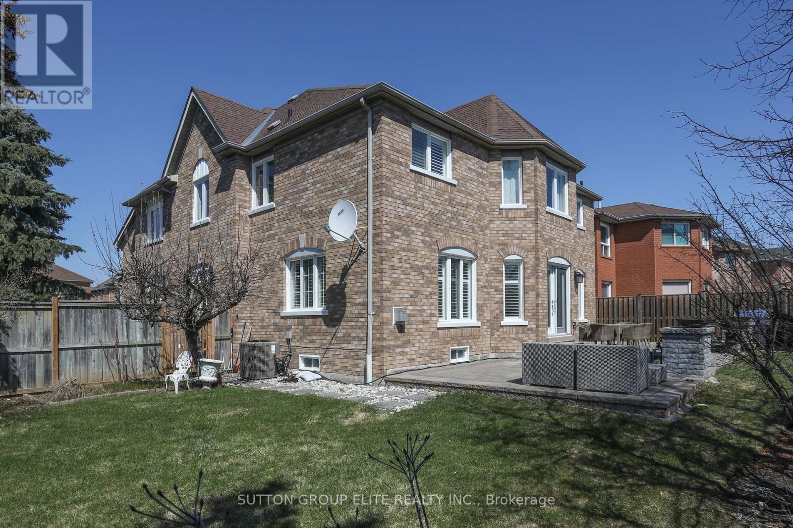 2768 Peacock Drive, Mississauga, ON - Outdoor