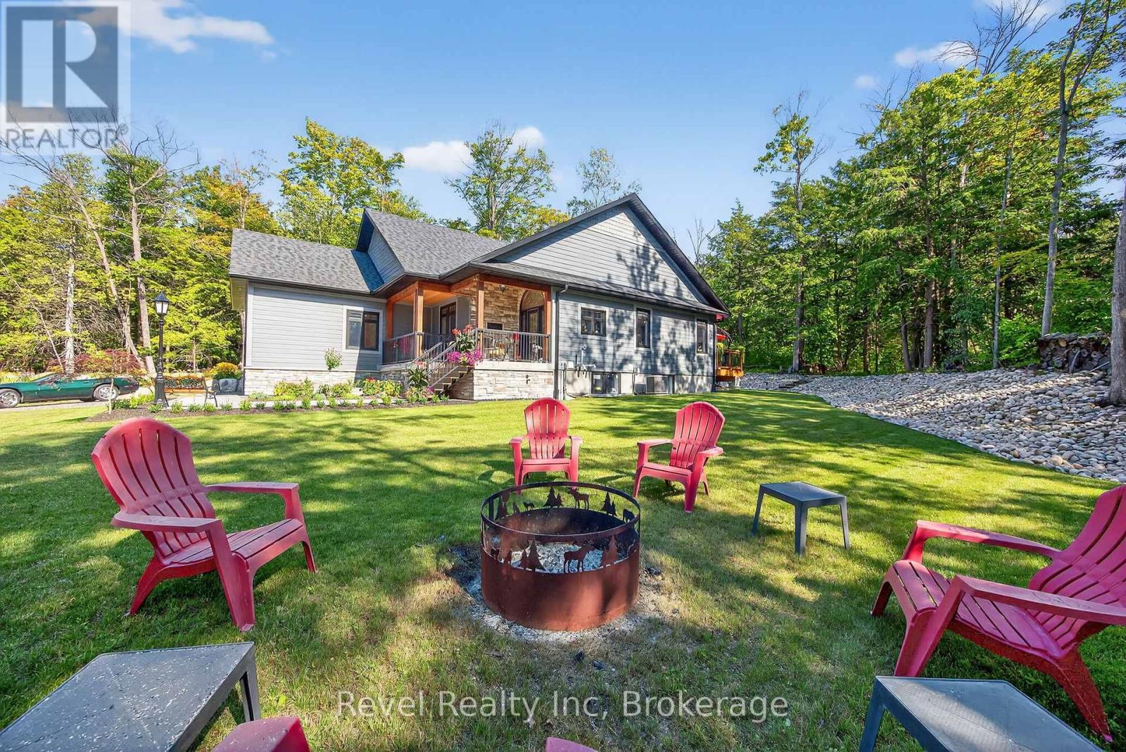 517 Silverbirch Drive, Tiny, ON - Outdoor