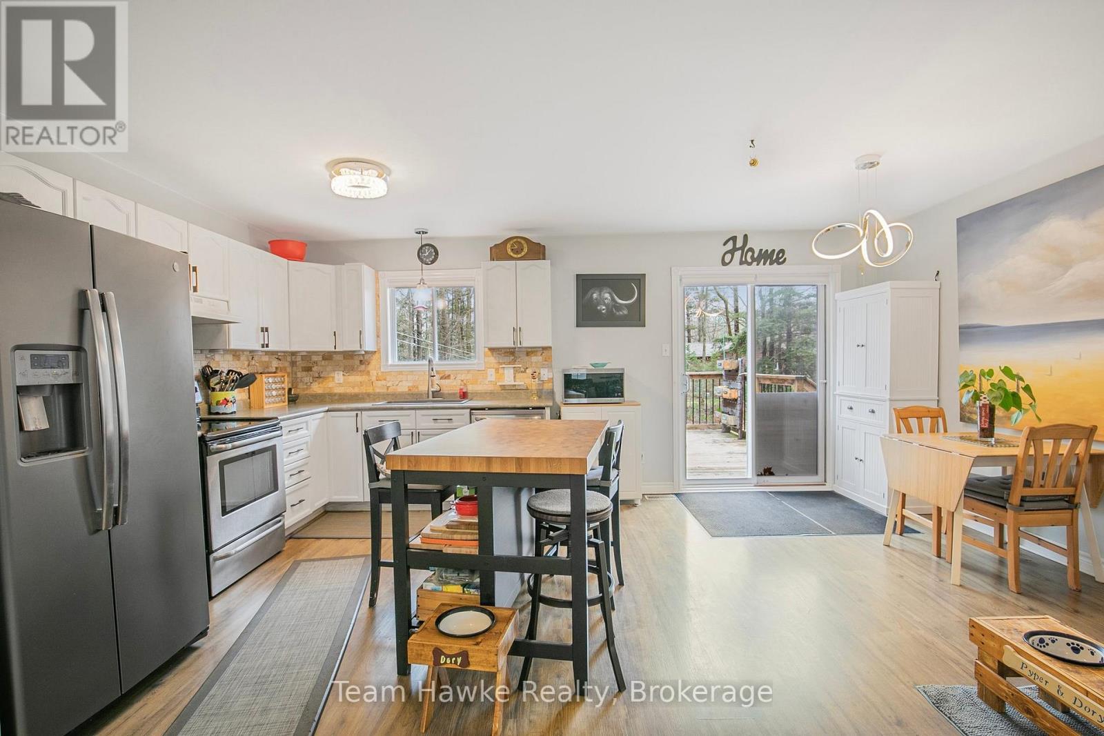 22 Laurier Boulevard, Tiny, ON - Indoor