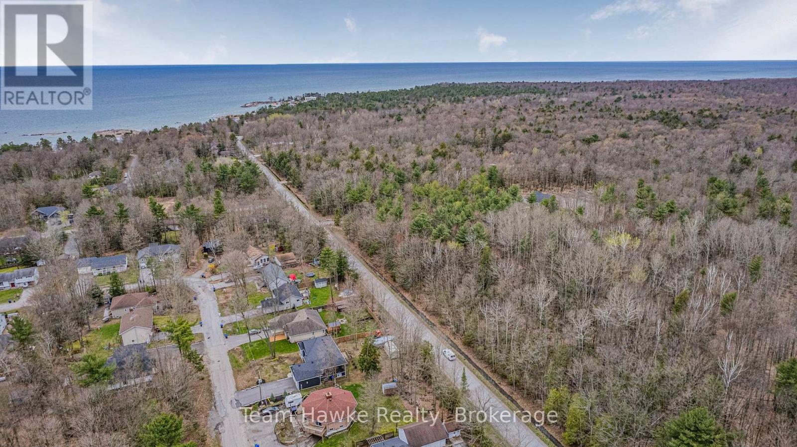 22 Laurier Boulevard, Tiny, ON - Outdoor With View