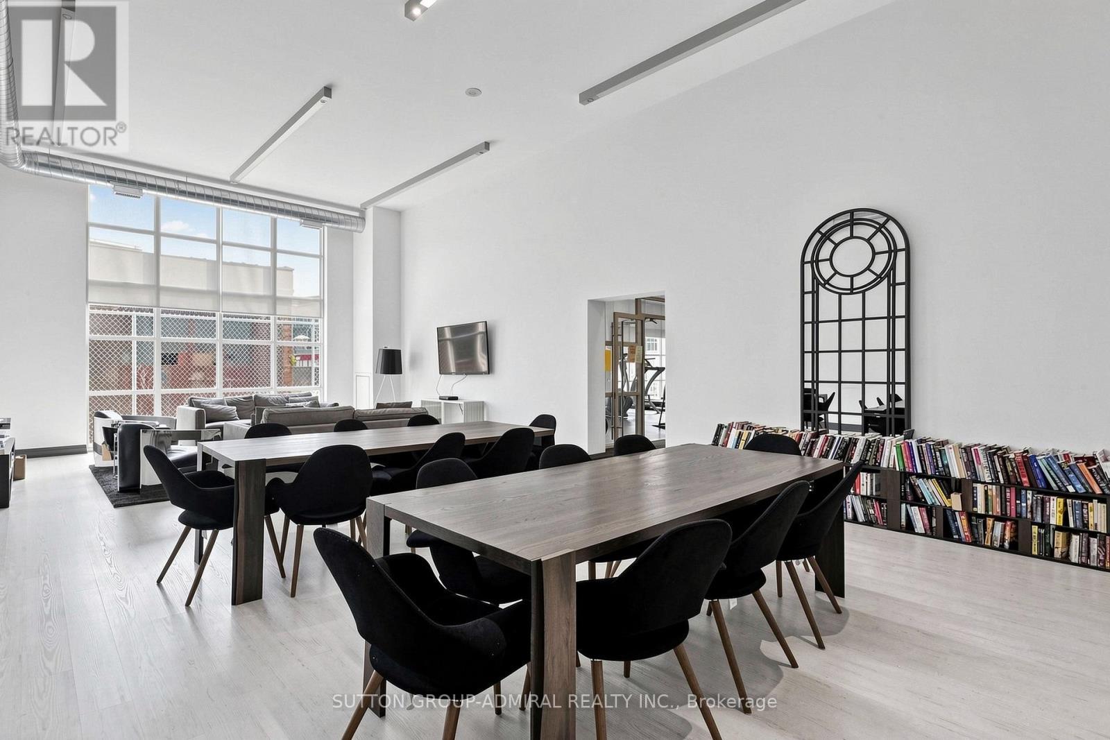 #710 - 125 Western Battery Road, Toronto, ON - Indoor Photo Showing Dining Room