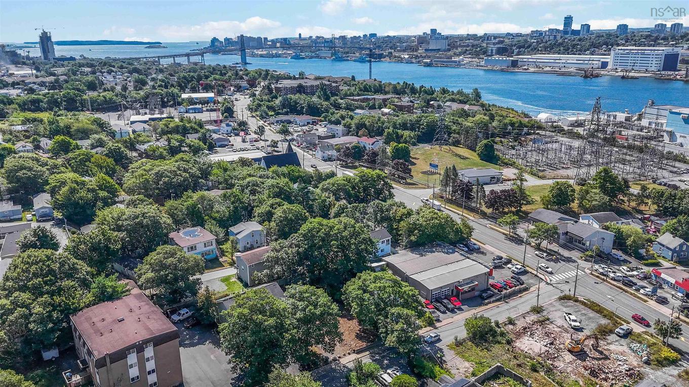 6 Springhill Road, Dartmouth, NS