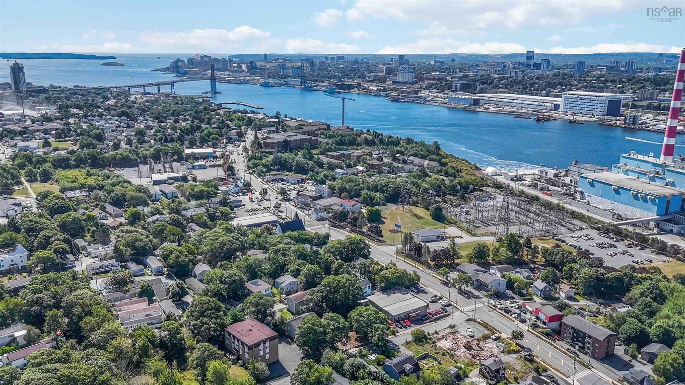 6 Springhill Road, Dartmouth, NS