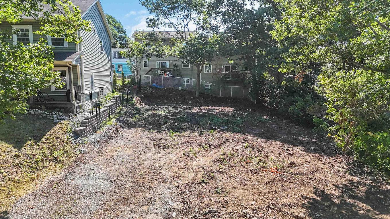 6 Springhill Road, Dartmouth, NS