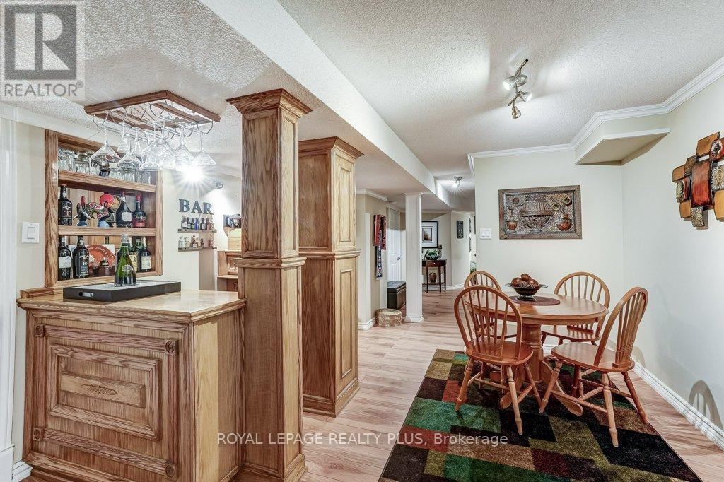 6422 Sapling Trail, Mississauga, ON - Indoor