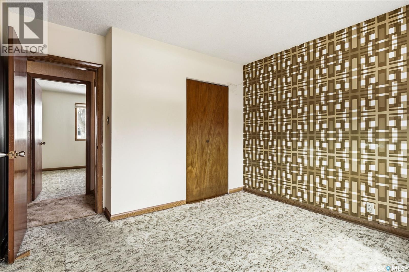 101 Mcnab Crescent, Regina, SK - Indoor Photo Showing Other Room