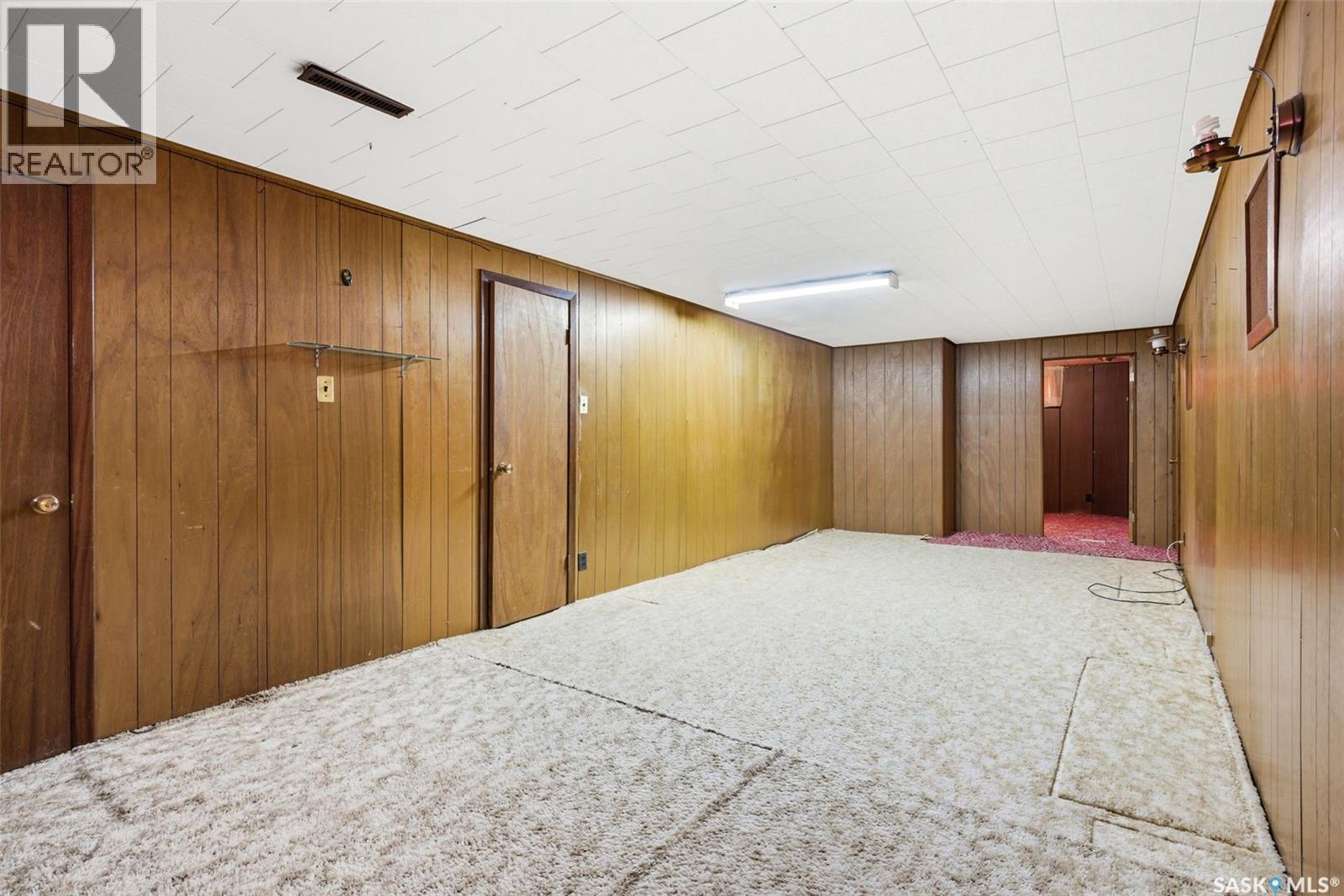 101 Mcnab Crescent, Regina, SK - Indoor