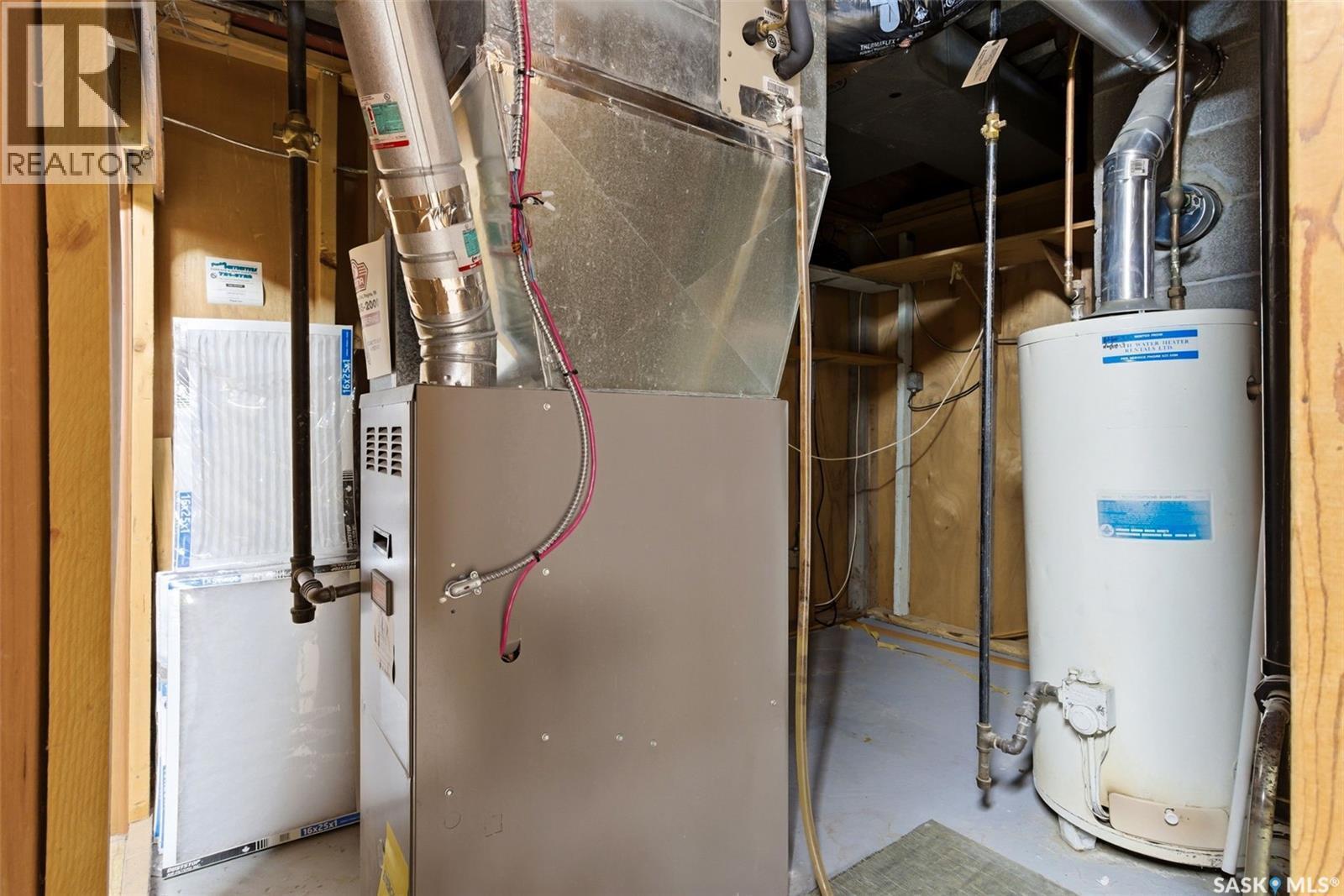 101 Mcnab Crescent, Regina, SK - Indoor Photo Showing Basement