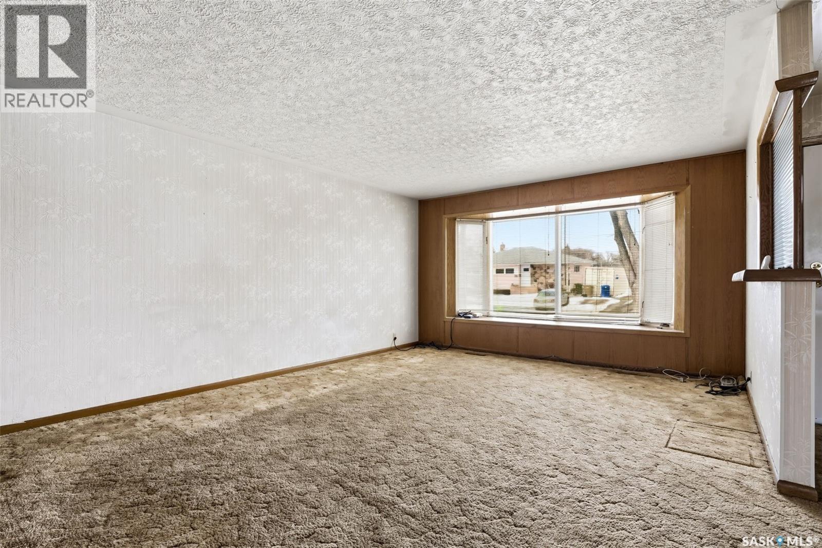 101 Mcnab Crescent, Regina, SK - Indoor Photo Showing Other Room