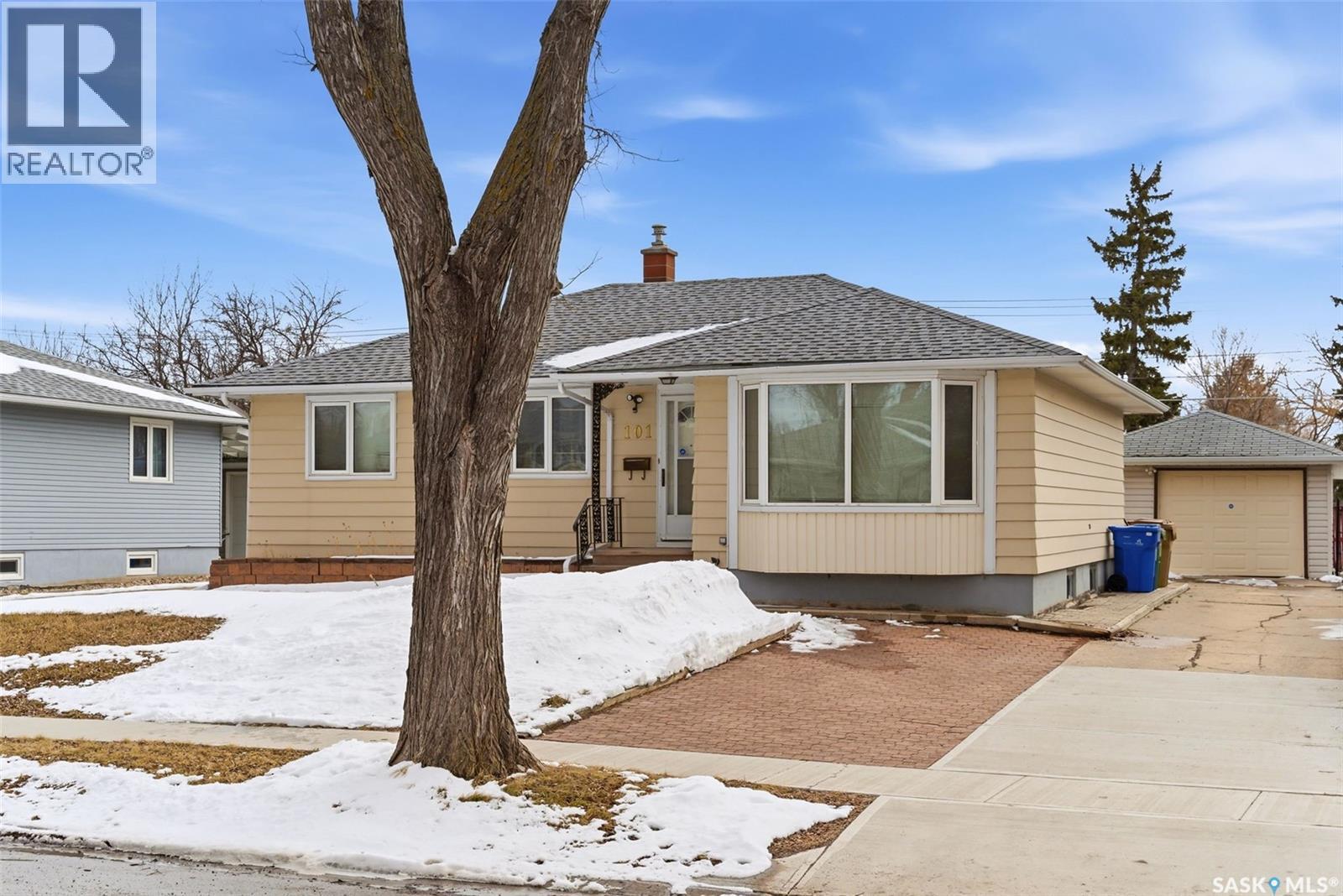 101 Mcnab Crescent, Regina, SK - Outdoor
