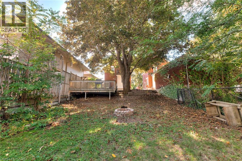 50 Walnut Street, Kitchener, ON - Outdoor