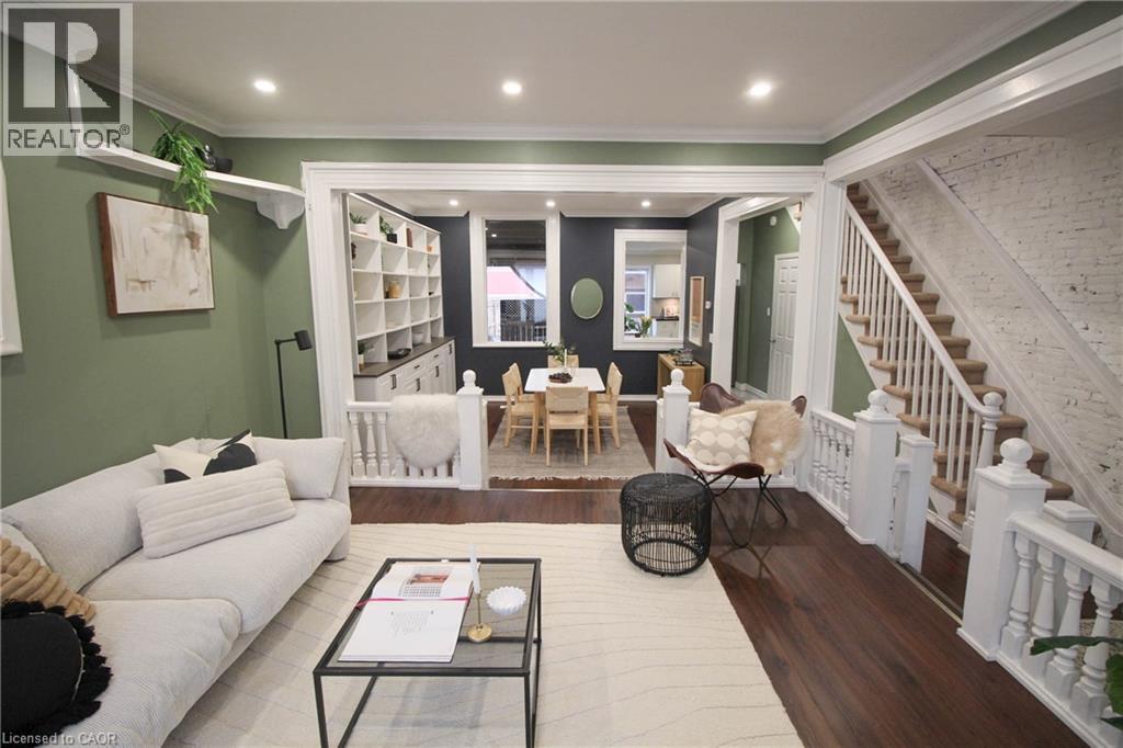 153 Wellington Street N, Hamilton, ON - Indoor Photo Showing Other Room