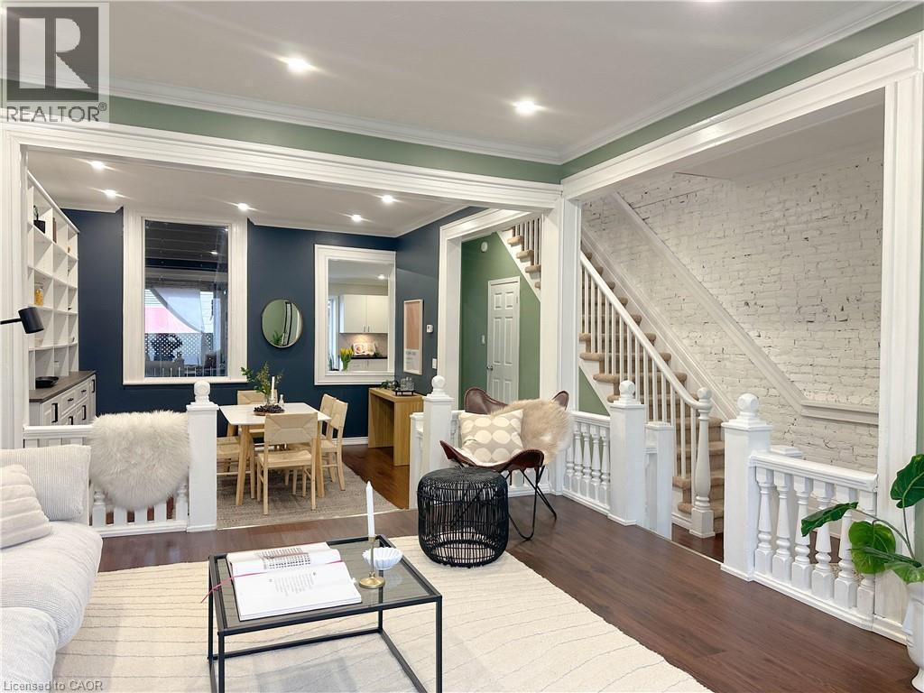 153 Wellington Street N, Hamilton, ON - Indoor