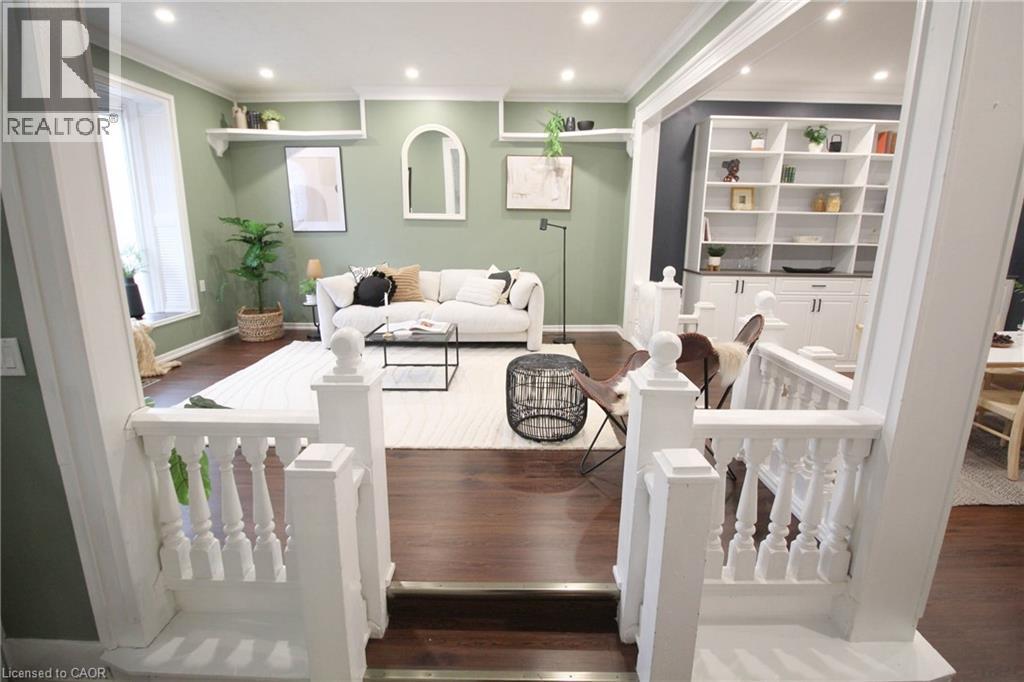 153 Wellington Street N, Hamilton, ON - Indoor