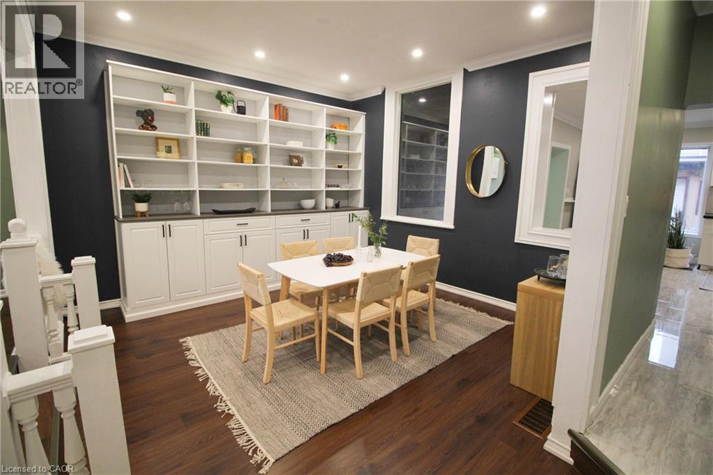 153 Wellington Street N, Hamilton, ON - Indoor