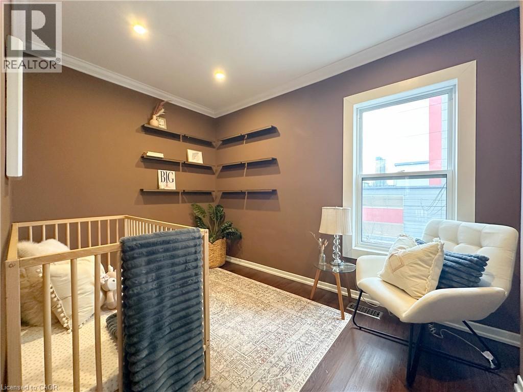 153 Wellington Street N, Hamilton, ON - Indoor