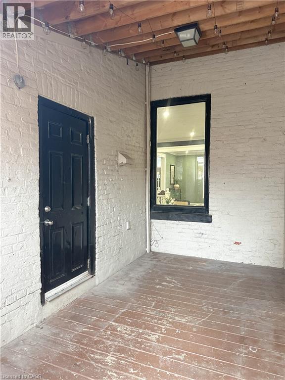 153 Wellington Street N, Hamilton, ON - Indoor