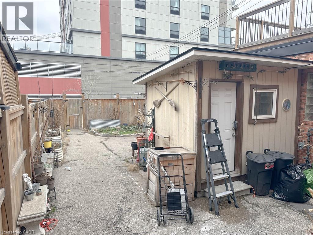 153 Wellington Street N, Hamilton, ON - Outdoor