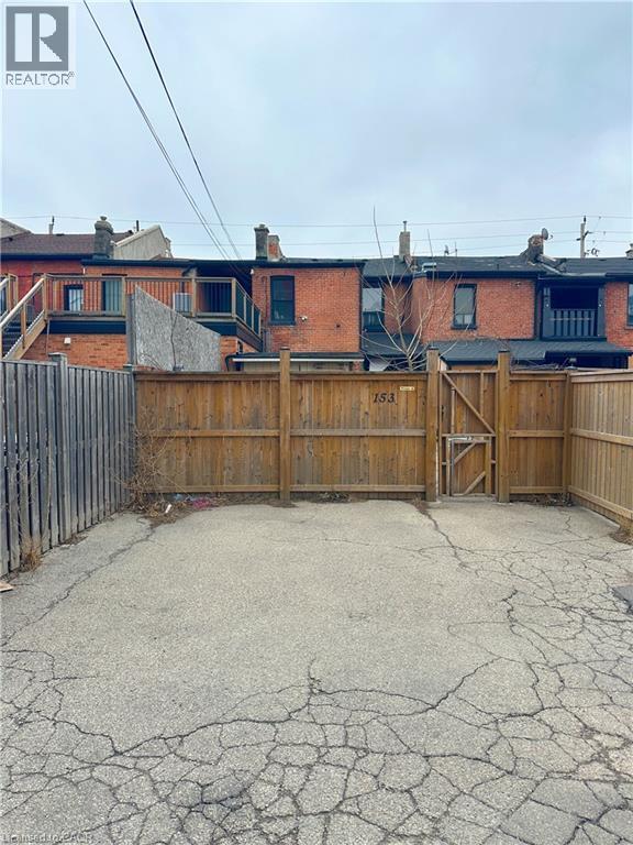 153 Wellington Street N, Hamilton, ON - Outdoor