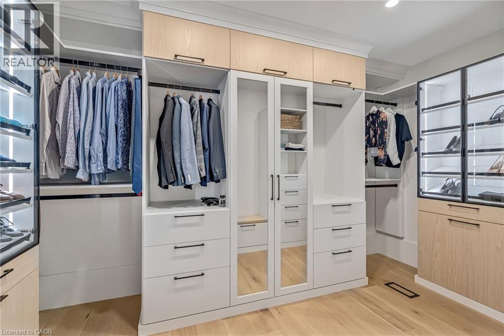 18 Fox Run Drive, Puslinch, ON - Indoor With Storage