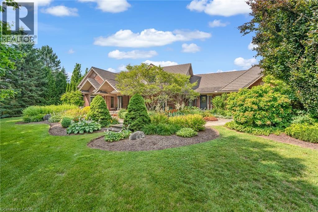 18 Fox Run Drive, Puslinch, ON - Outdoor