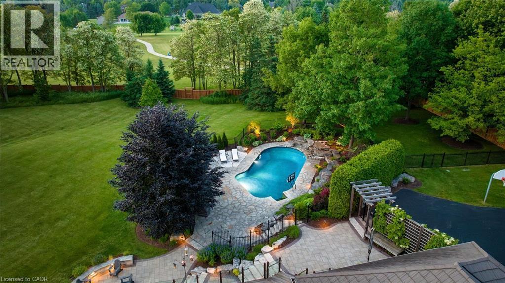 18 Fox Run Drive, Puslinch, ON - Outdoor With In Ground Pool With Deck Patio Veranda With Backyard