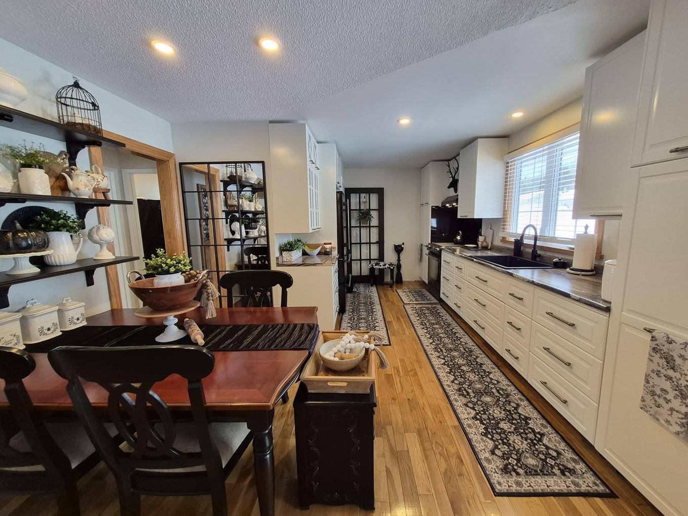 34 Redwing Ave, Manitouwadge, ON - Indoor