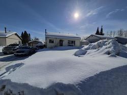 28 Warbler Drive Manitouwadge, ON P0T 2C0